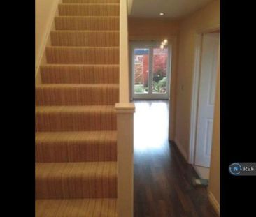 4 bedroom terraced house to rent - Photo 4