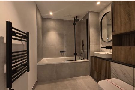 1 Bed Flat, Marmara Apartments, E16 - Photo 5