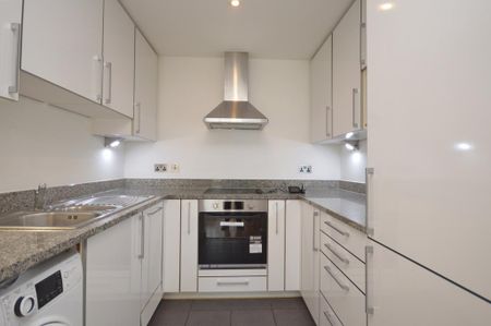 1 bedroom flat to rent - Photo 4