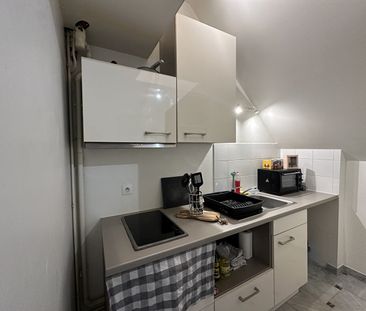 Location Appartement 1 pièce 18m² - Photo 2