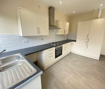 Brynaeron, Dunvant, Swansea, SA2 - Photo 3
