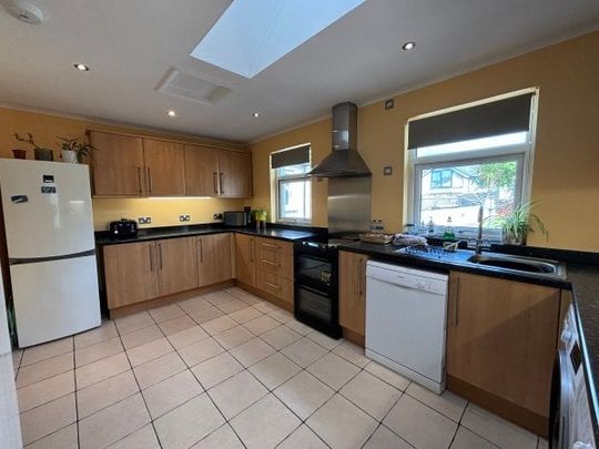 Clifden Road, St. Austell, PL25 - Photo 1