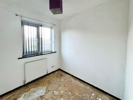 2 bedroom end of terrace house to rent - Photo 2