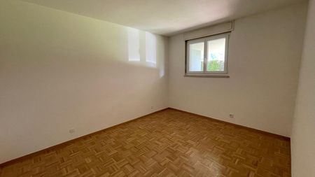 LUMINOUS 3-ROOM APARTMENT ON THE GROUND FLOOR - Photo 5