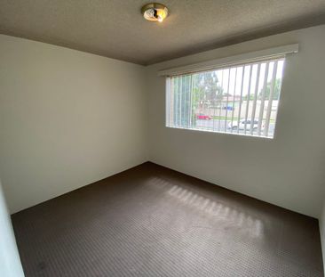 AFFORDABLE LIVING! - Photo 5