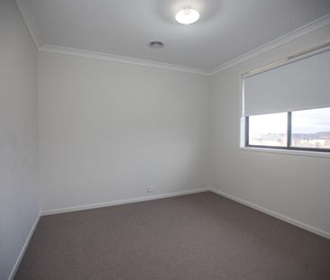 DOUBLE STORY, 4 BEDROOM- POTENTIAL FOR 5TH BEDROOM - Photo 2