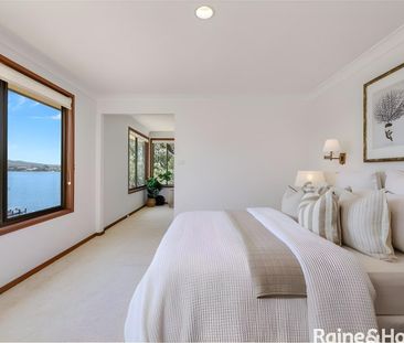 16 Alukea Avenue, Point Clare, NSW 2250 - Photo 3