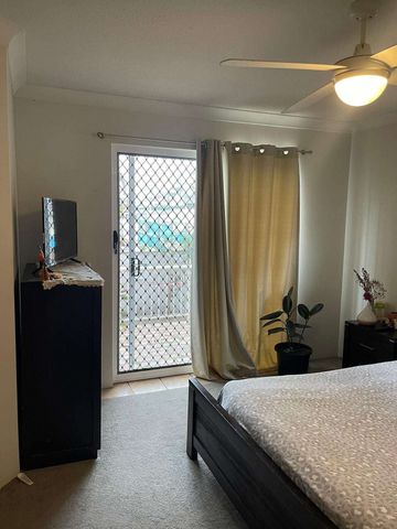 Broadbeach - Photo 5