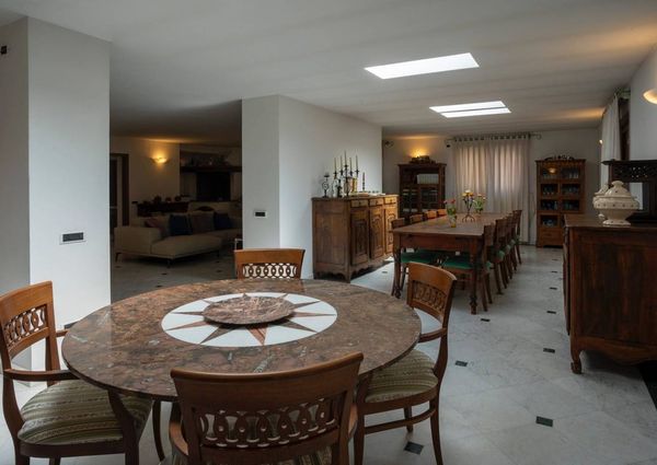 via Pietro neni, 7, Forte dei Marmi, Tuscany 55042