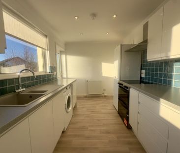 2 bedroom detached house to rent - Photo 5