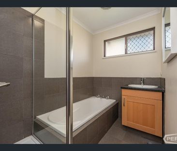 1/10 Mippi Road, Halls Head, WA 6210 - Photo 2