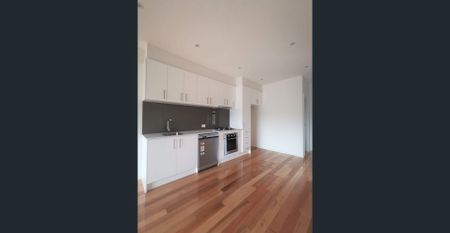 Modern Townhouse With Perfect Location! - Photo 4