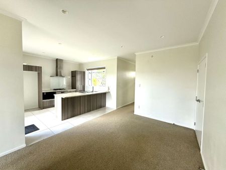 Great Family Home in Hobsonville - Photo 3