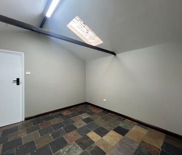 NEW TO THE MARKET |Cozy 1 Bedroom Studio in a Prime Location - Photo 6