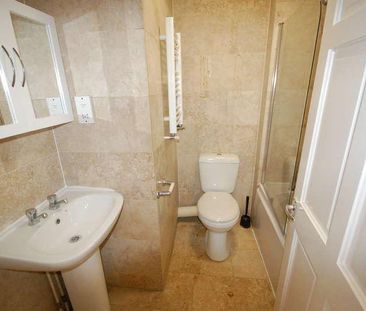 Pine Close, Southgate, N14 - Photo 3