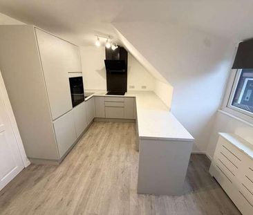 Frobisher Court, Old Hall, WA5 - Photo 3