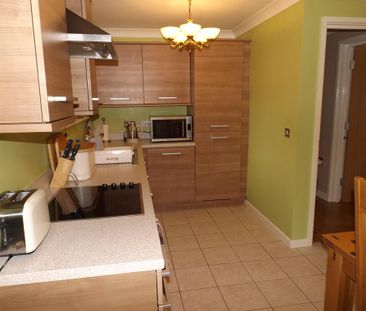 2 bedroom apartment to rent - Photo 5