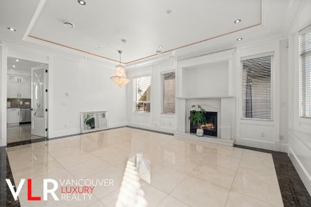 House in Vancouver East Side, British Columbia - Photo 3