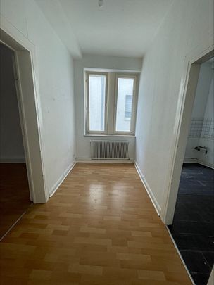 Großzügige und zentrale 3,0-Zimmer-Wohnung in der Innenstadt von Menden! 2 Kaltmieten frei !!! - Photo 1