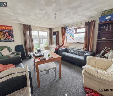 Room For Rent Tower Street, Pontypridd - Photo 1