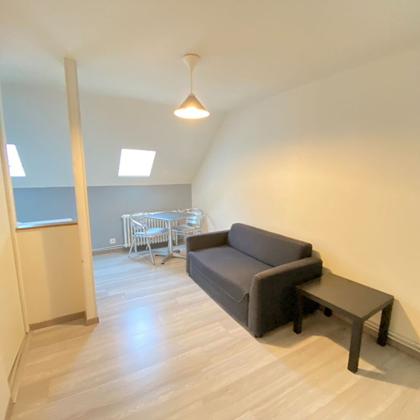 Location Appartement 2 pièces 25m² - Photo 1