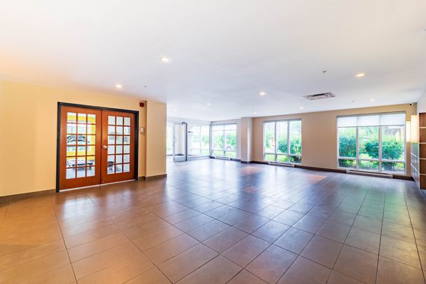 Rue St-Louis, H4L 0B5, Montréal - Photo 1