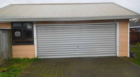 Handy & Quiet location - Photo 4