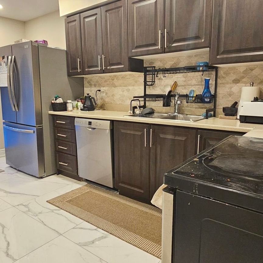 For Lease - 15 Valonia Drive Unit# Upper, Brampton, Ontario - Photo 1