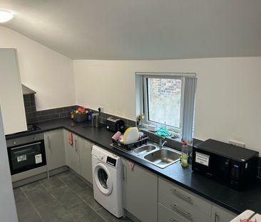 Bedsit, Litherland Road, L20 - Photo 5