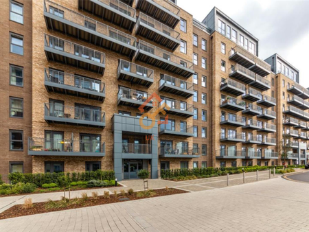 Fermont House, 15 Beaufort Square, London NW9 - Photo 3