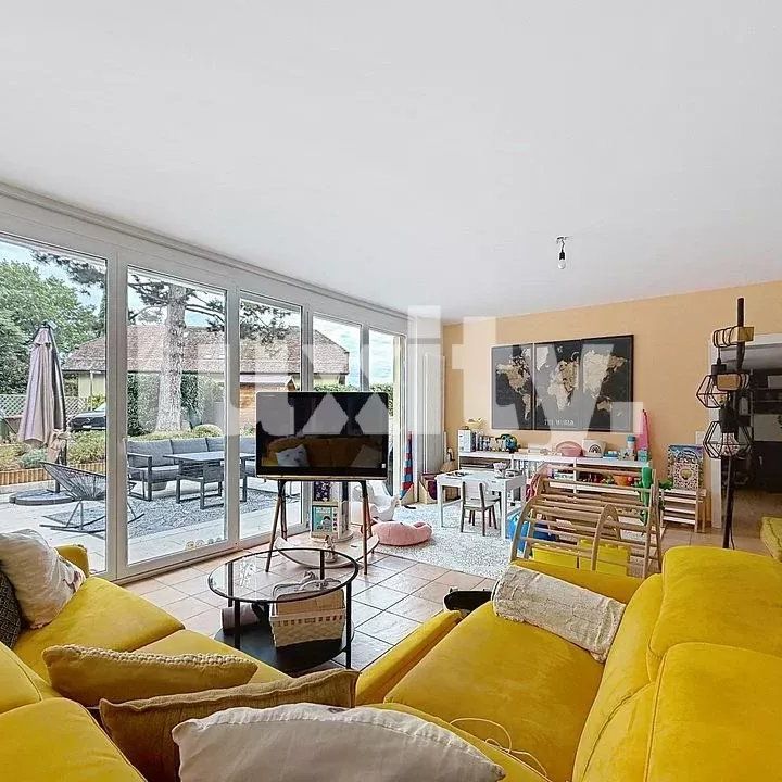 ROLLE ? Belle villa mitoyenne de 5 pièces avec jardin et terrasse - Photo 1