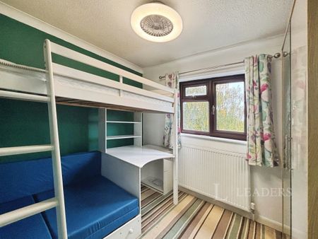 3 bedroom terraced to rent Lode Avenue, Waterbeach - Photo 5