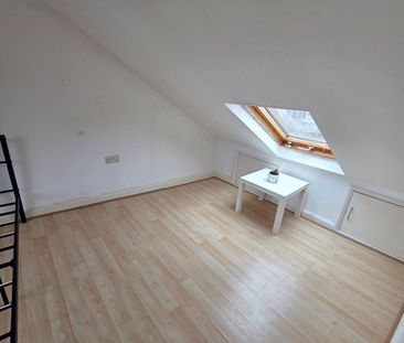 1 Bed Flat, Ripple Road, IG11 - Photo 6