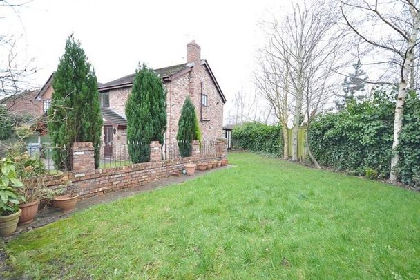 Lincoln Road, Wilmslow - Photo 1