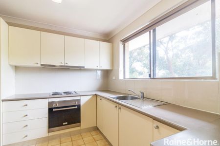 2 Bedroom Unit in Great Location! - Photo 3