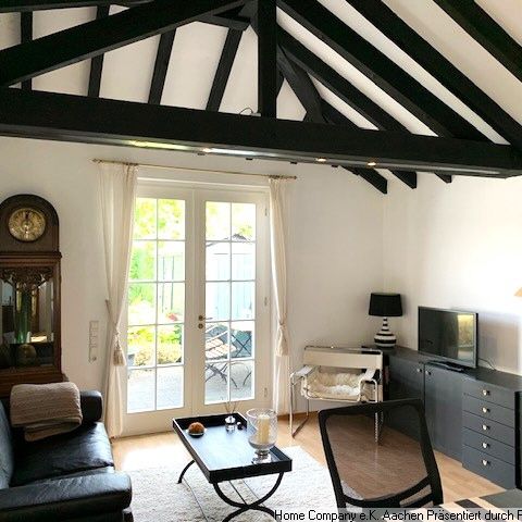 Brand: Schick möbl. Fachwerkhäuschen in denkmalgesch. Hof, m. Terrasse + Stellplatz - Photo 1