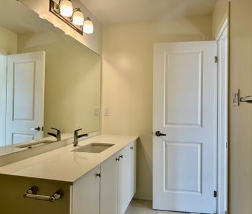 For Lease - 22 Emmas Way, Whitby, Ontario - Photo 3