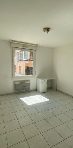 Appartement - Aix-En-Provence (13100) - 22.94 m² - - Photo 1