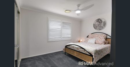 Waterfront Luxury on the Bongaree Canals - Photo 3