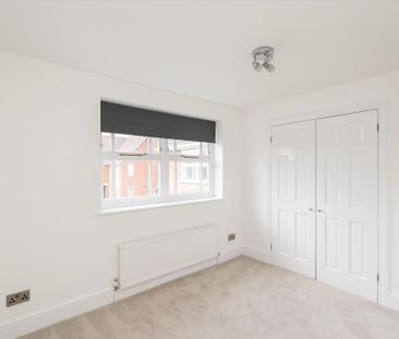 5 bedroom detached house to rent - Photo 3