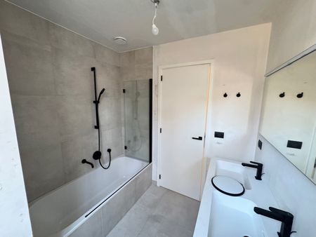 À louer - Appartement neuf 2 chambres avec terrasse à Lasne à 1380 Lasne  Loyer: 1 600 € - Photo 3