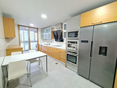 Apartamento T4 em Lisboa - Photo 4