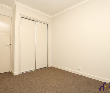 CUL-DE-SAC LOCATION OPPOSITE PARK - Photo 4