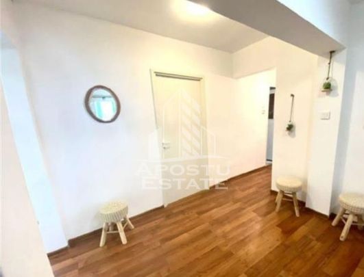 Apartament cu 4 camere, pretabil pentru muncitori, Spitalul Judetean - Fotografie 1
