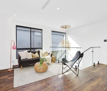 Brand new and luxurious house ready to move in. - Photo 1