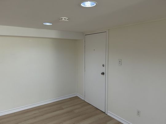 For Lease - 1342 Pape Avenue Unit# Unit G, Toronto, Ontario - Photo 1