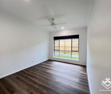 A Spacious Family Home timber floor, high ceiling - Photo 4