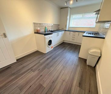 3 bedroom apartment to rent - Photo 3