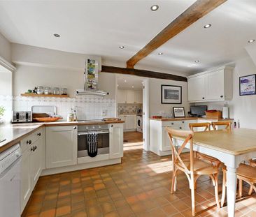 3 bedroom detached house to rent - Photo 6