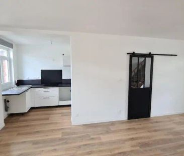 Appartement à louer 3 pièces 94m² - Photo 3